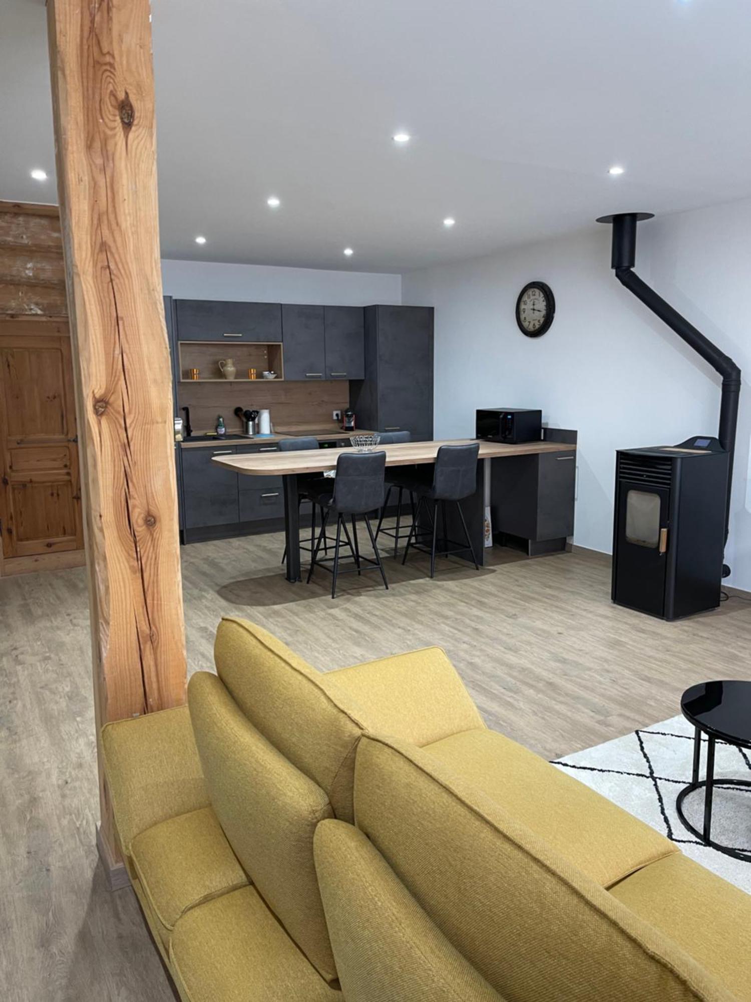 Hébergement de vacances Maison De Village